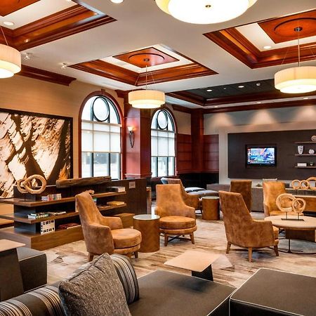 Courtyard By Marriott Norfolk Downtown Hotel Екстериор снимка