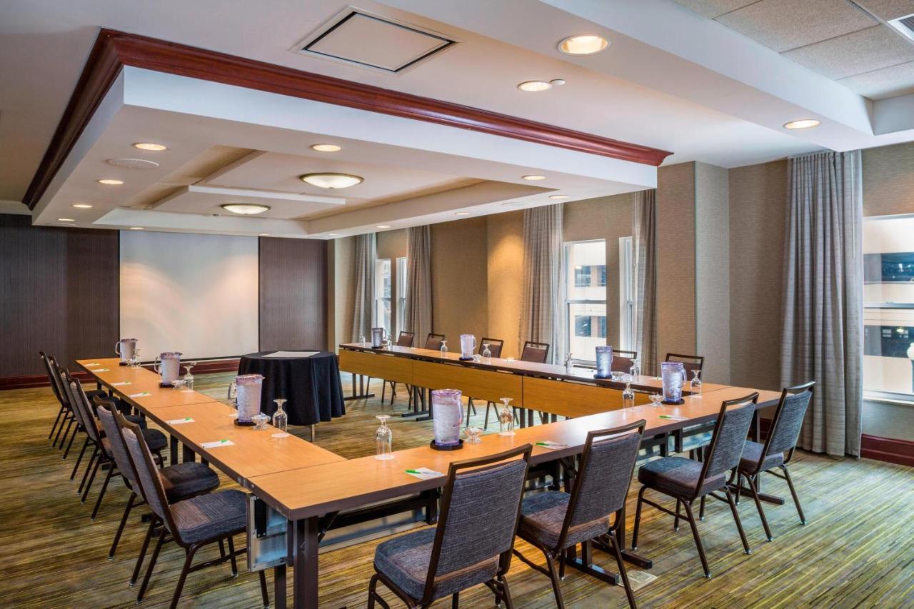 Courtyard By Marriott Norfolk Downtown Hotel Екстериор снимка