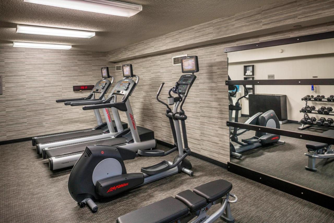 Courtyard By Marriott Norfolk Downtown Hotel Екстериор снимка