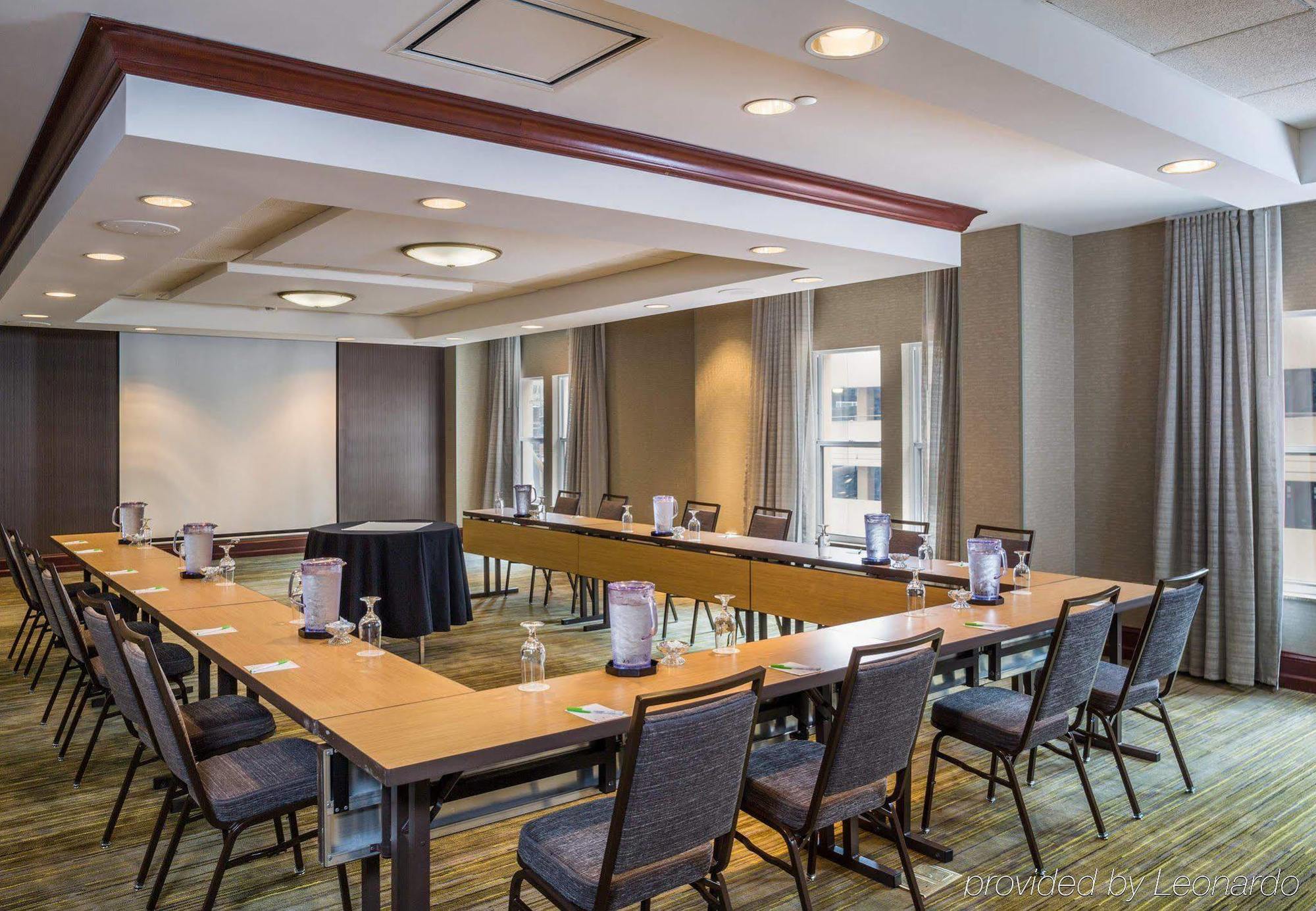 Courtyard By Marriott Norfolk Downtown Hotel Екстериор снимка