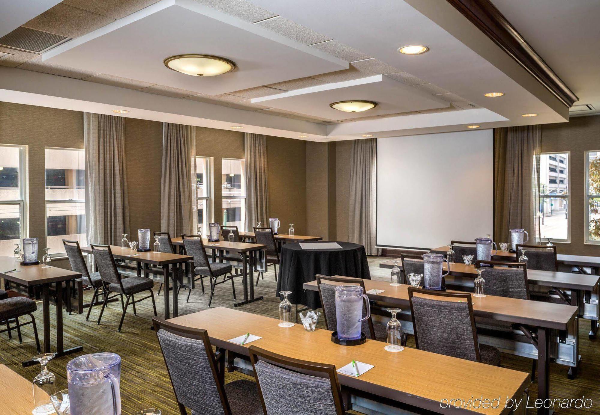 Courtyard By Marriott Norfolk Downtown Hotel Екстериор снимка